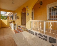 Reventa - Casa adosada - La Marina - Urb. La Marina