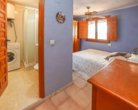 Reventa - Casa adosada - La Marina - Urb. La Marina