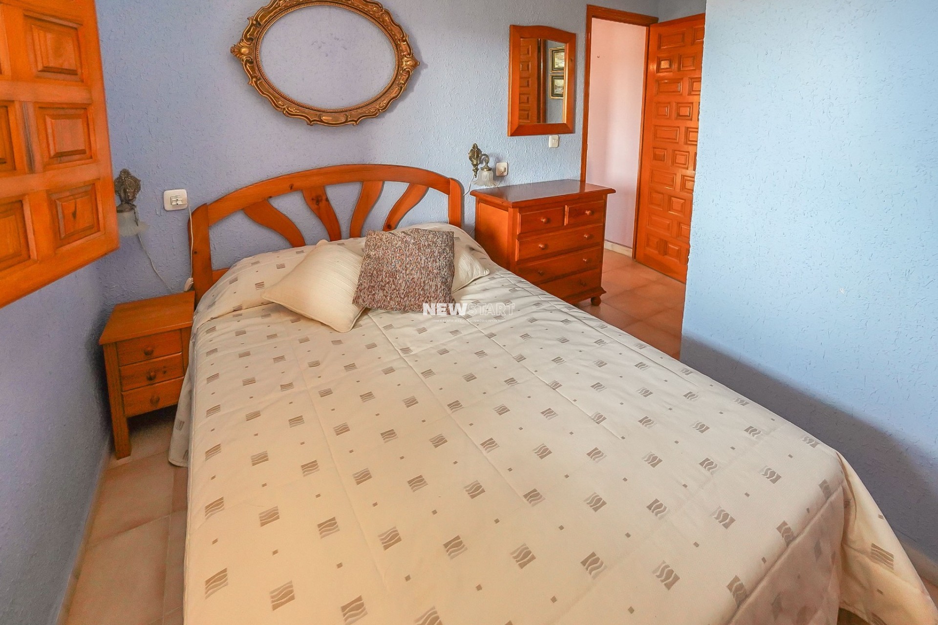 Reventa - Casa adosada - La Marina - Urb. La Marina