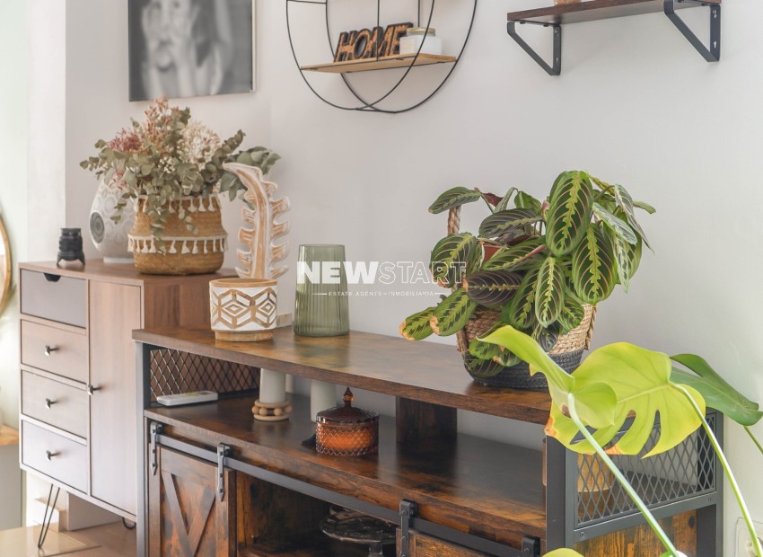 Reventa - Casa adosada - La Marina - Urb. La Marina