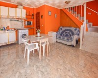 Reventa - Casa adosada - La Marina - Urb. La Marina