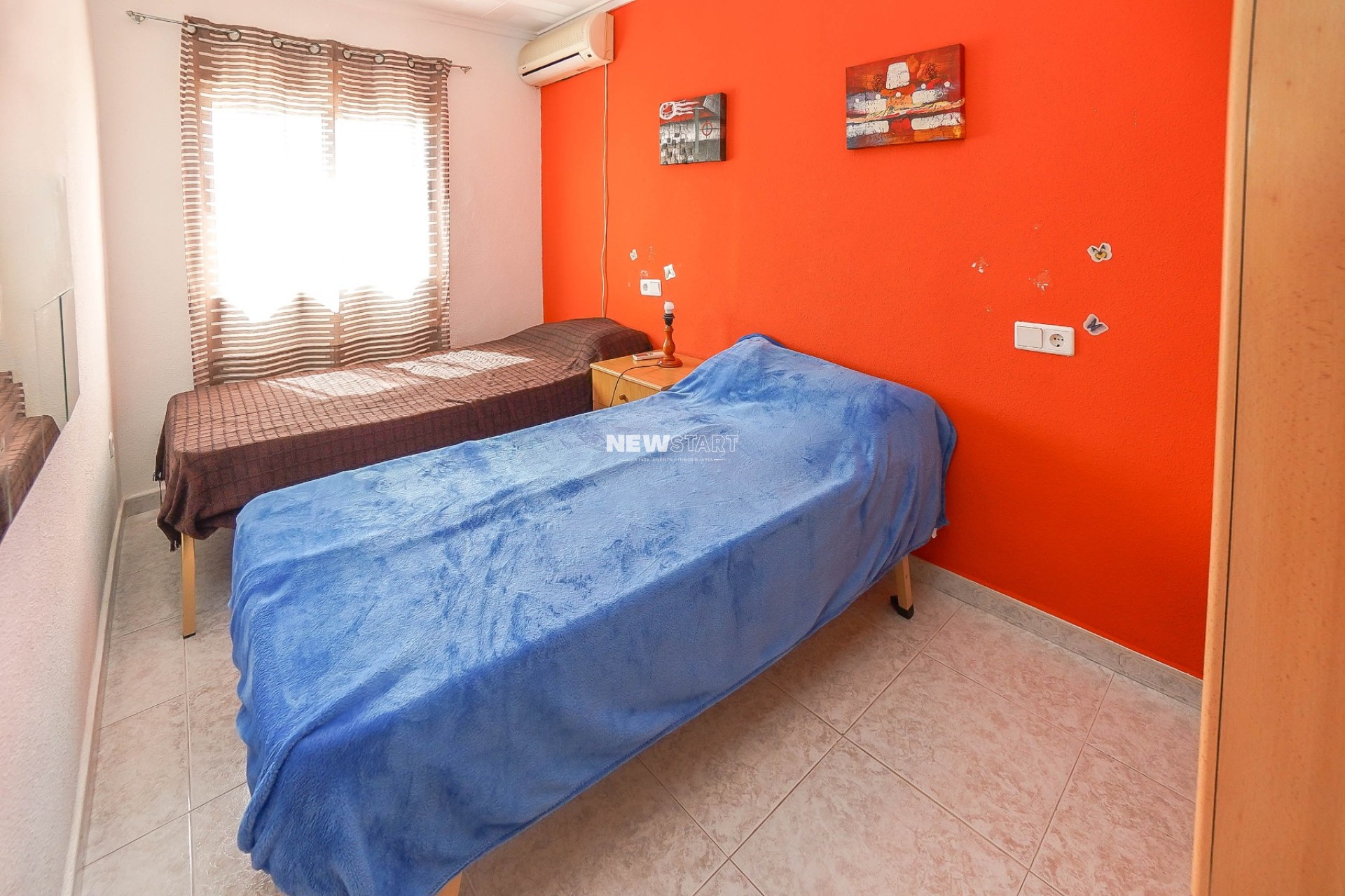 Reventa - Casa adosada - La Marina - Urb. La Marina