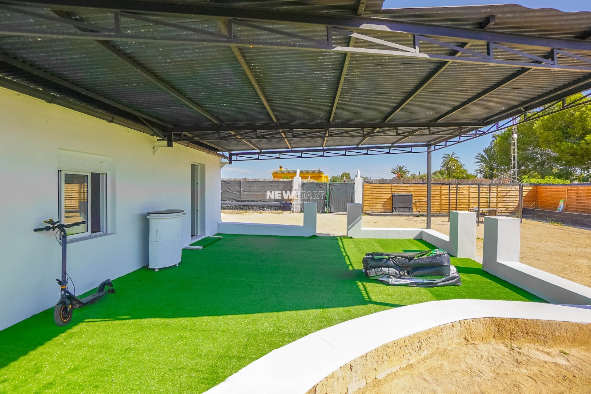 Reventa - Casa de campo-Finca - La Marina - Urb. La Marina