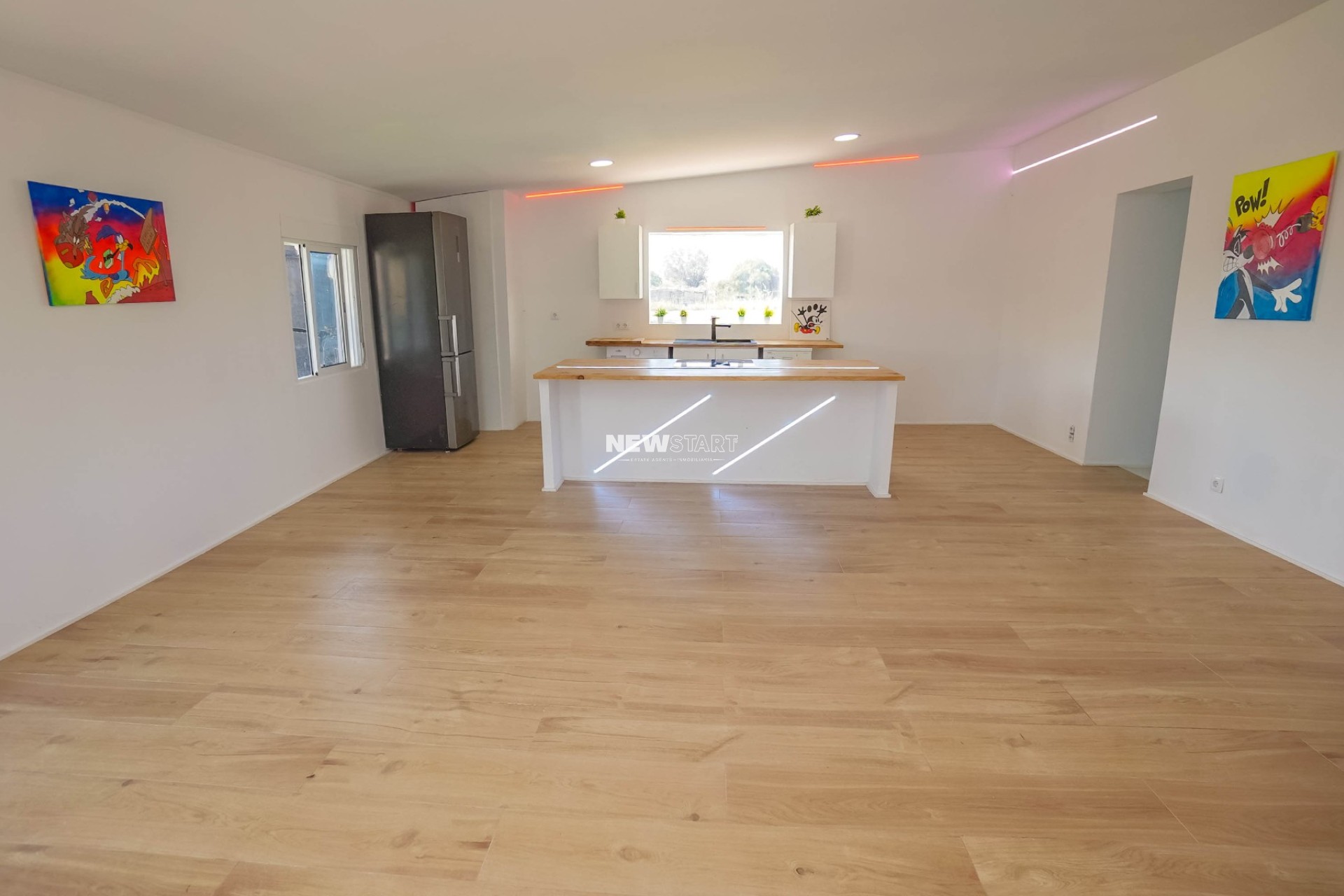 Reventa - Casa de campo-Finca - La Marina - Urb. La Marina