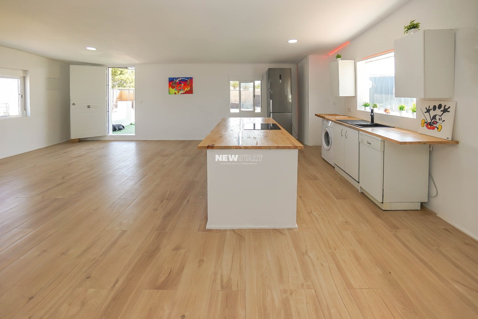 Reventa - Casa de campo-Finca - La Marina - Urb. La Marina