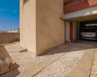 Reventa - End Terraced Townhouse - La Marina - Urb. La Marina