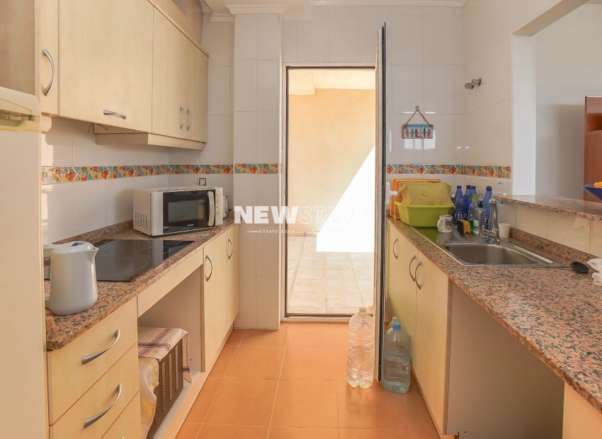 Reventa - End Terraced Townhouse - La Marina - Urb. La Marina