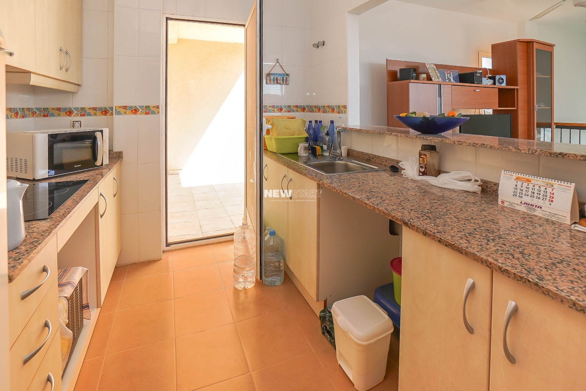 Reventa - End Terraced Townhouse - La Marina - Urb. La Marina