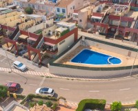 Reventa - End Terraced Townhouse - La Marina - Urb. La Marina
