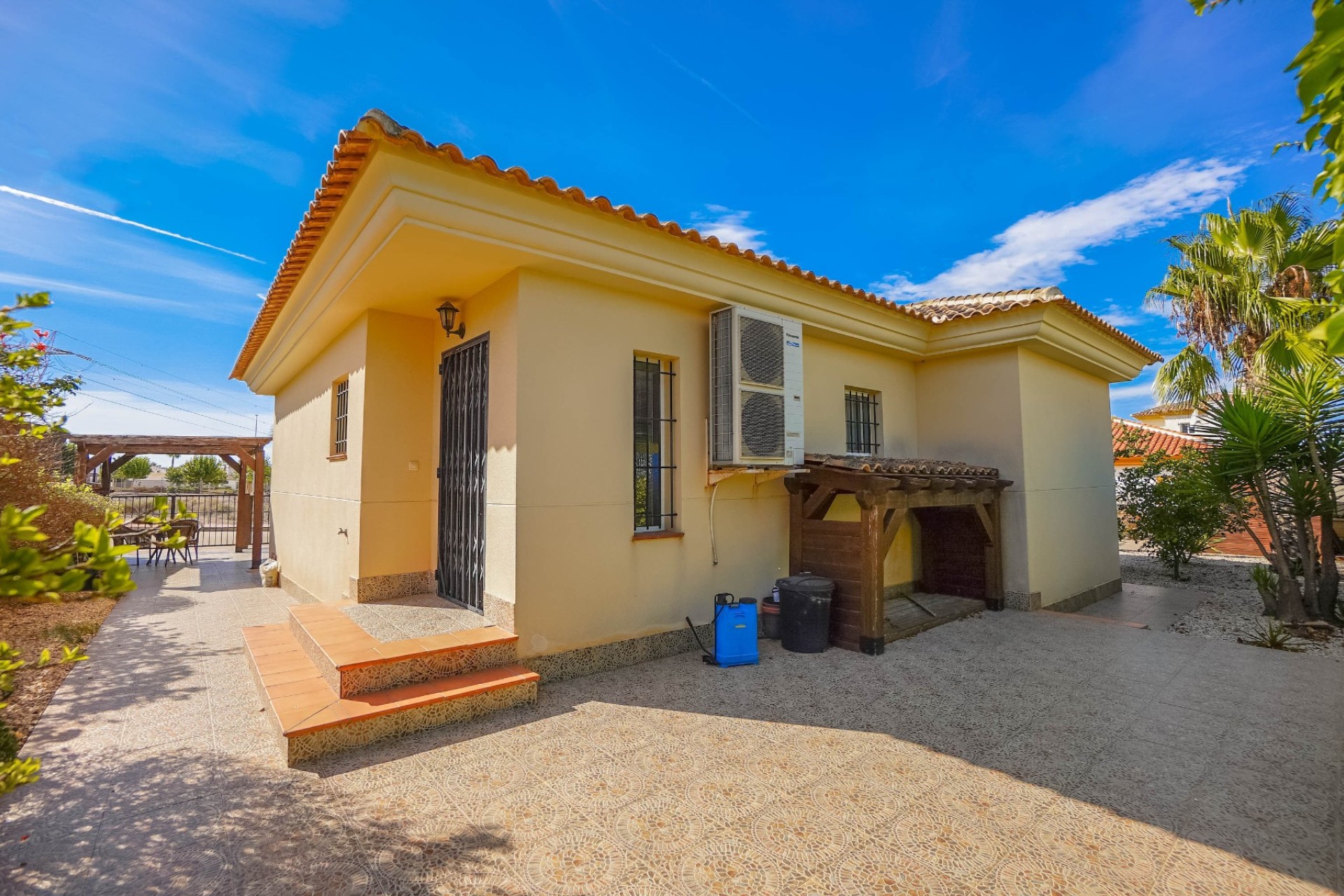 Reventa -  - La Marina - Urb. El Oasis