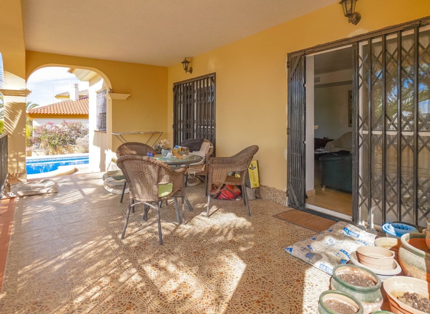 Reventa -  - La Marina - Urb. El Oasis