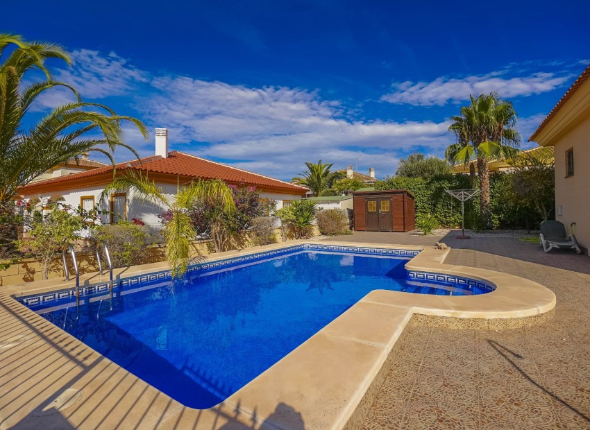 Reventa -  - La Marina - Urb. El Oasis
