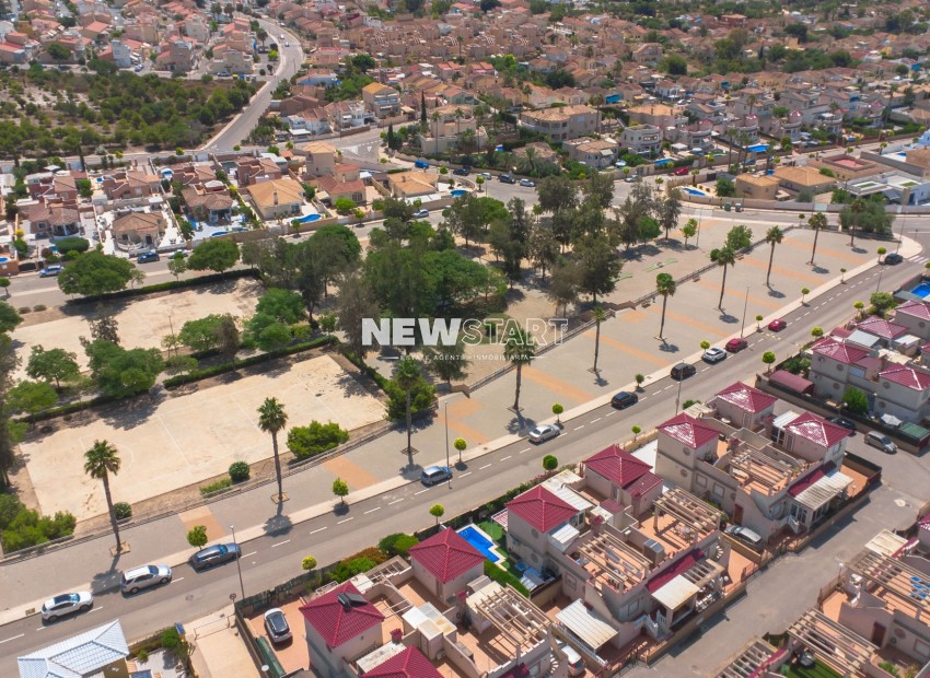 Reventa - Quad - La Marina - Urb. La Marina