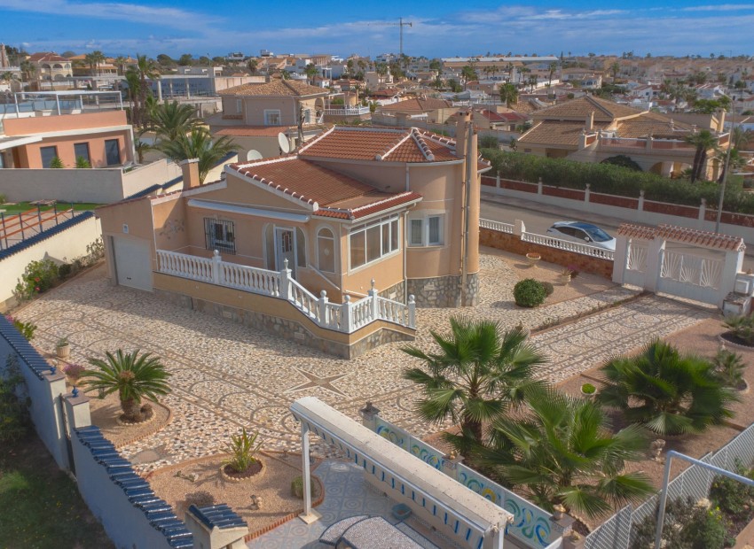 Reventa - Villa independiente - Ciudad Quesada