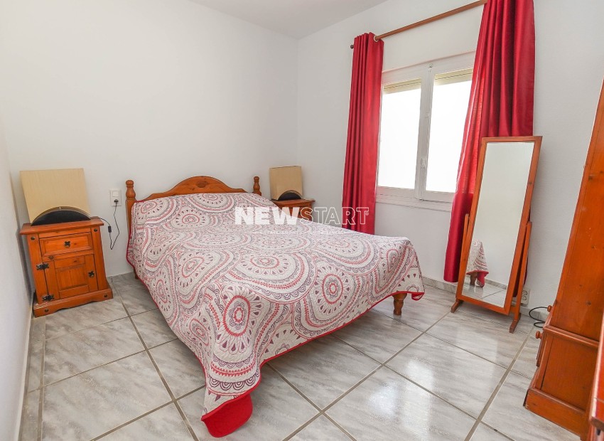 Reventa - Villa - La Marina - Urb. El Oasis