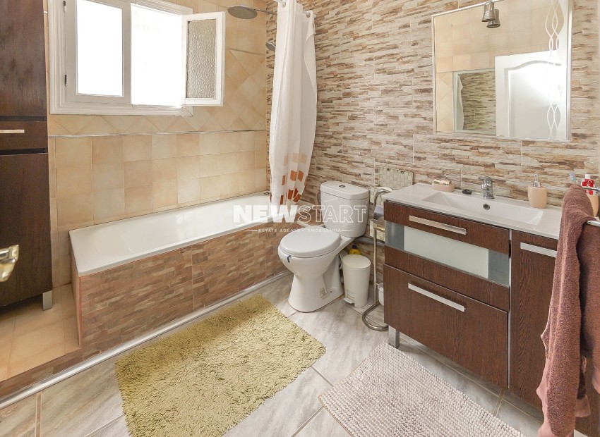 Reventa - Villa - La Marina - Urb. El Oasis