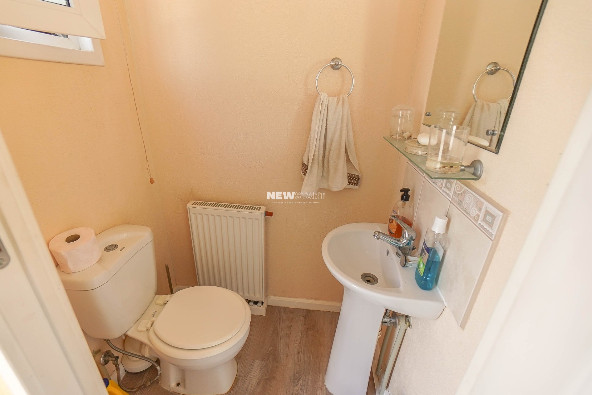 Reventa - Villa - La Marina - Urb. El Oasis