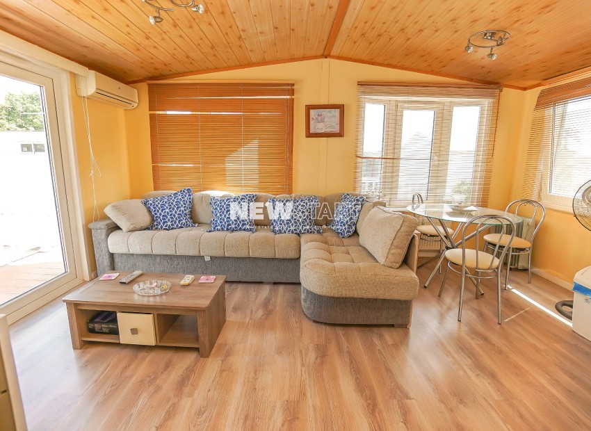 Reventa - Villa - La Marina - Urb. El Oasis