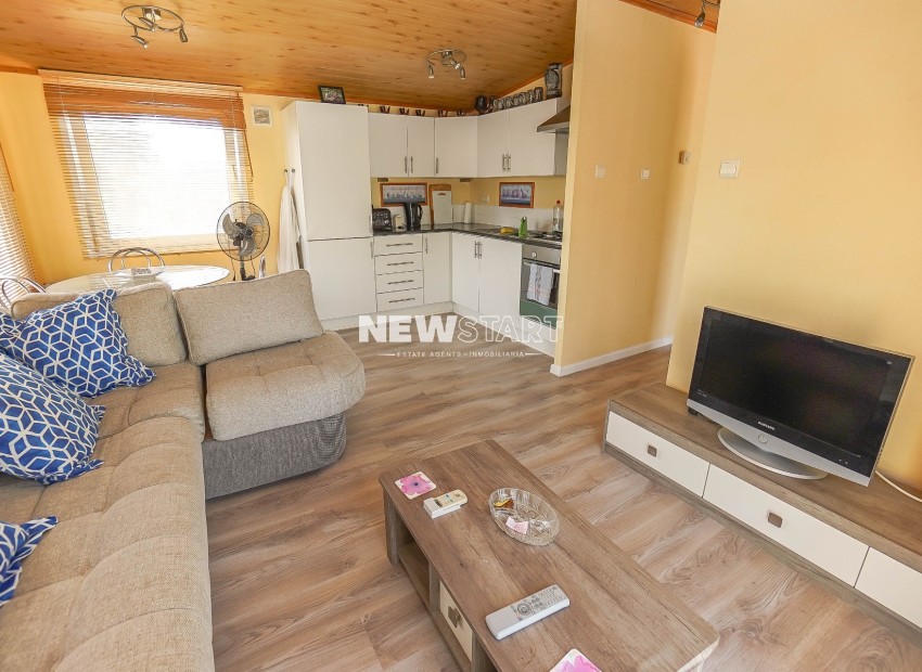 Reventa - Villa - La Marina - Urb. El Oasis