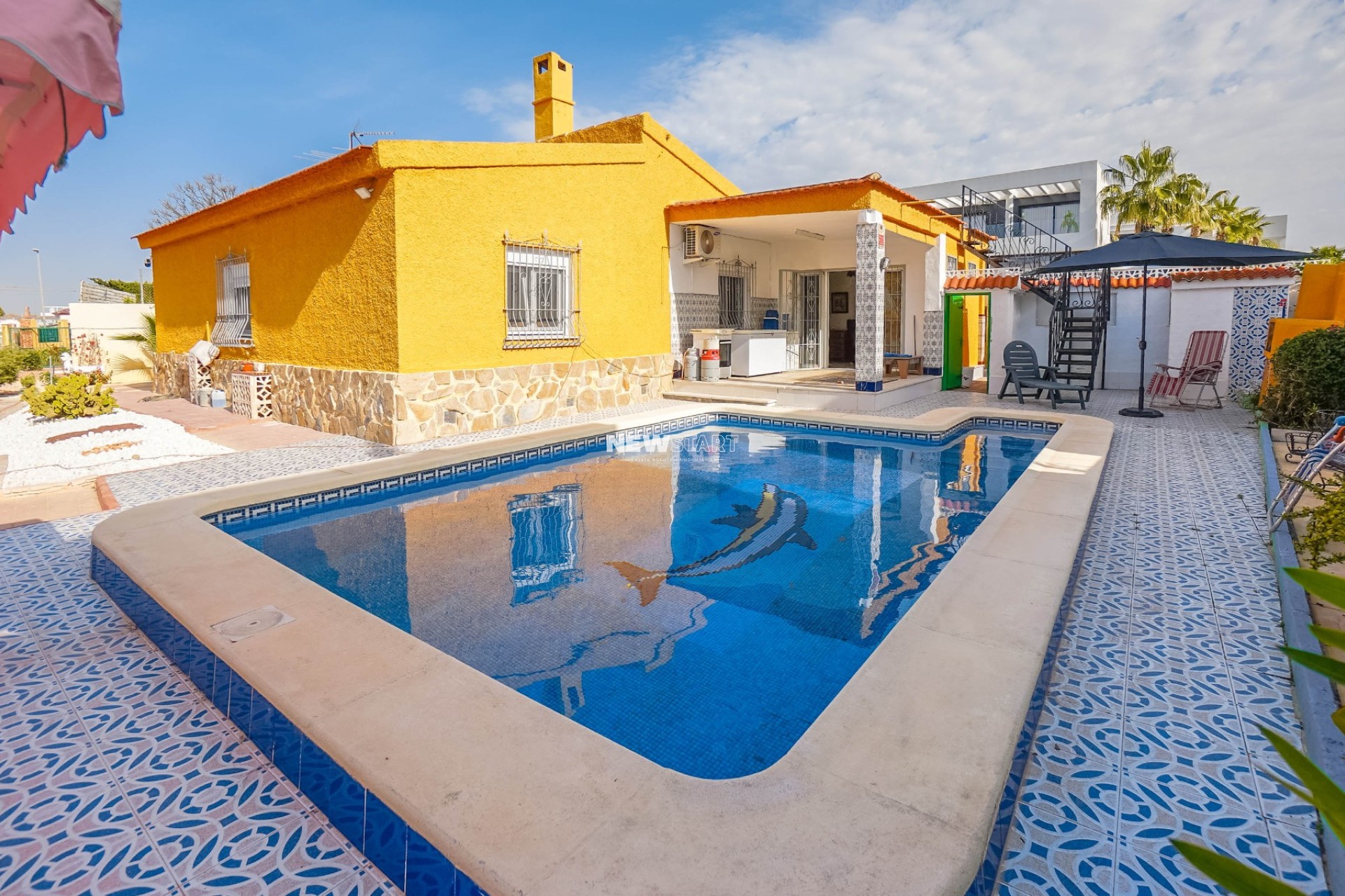 Reventa - Villa - La Marina - Urb. La Marina