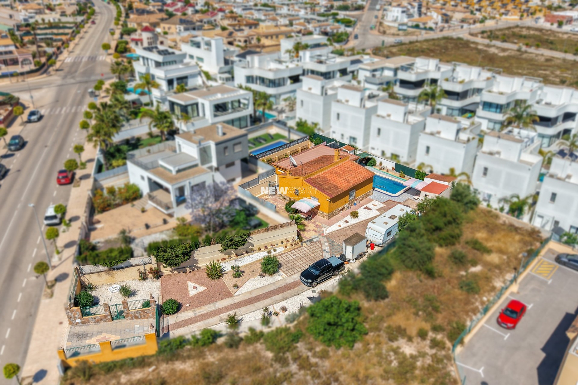 Reventa - Villa - La Marina - Urb. La Marina