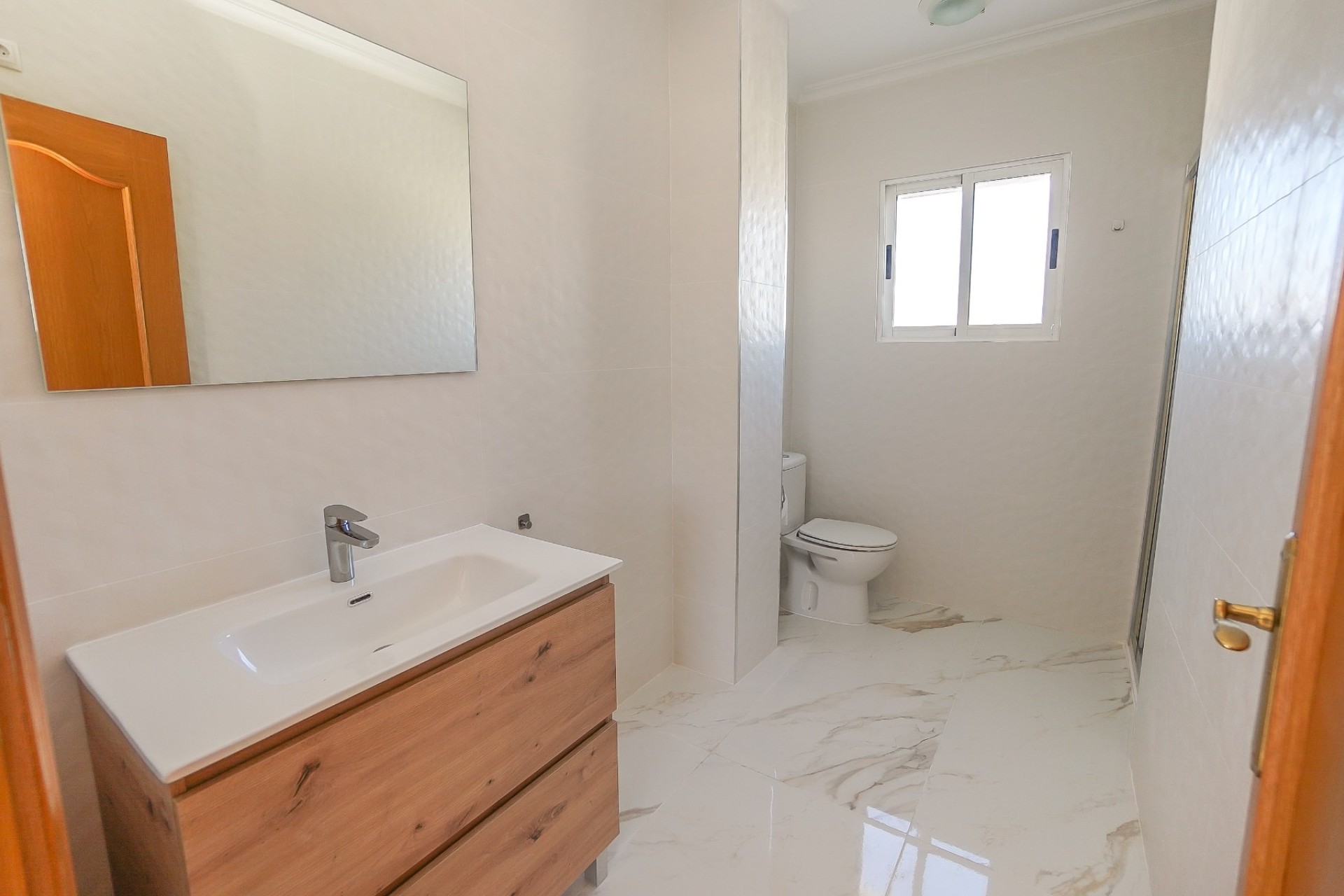 Reventa - Villa - La Marina - Urb. La Marina