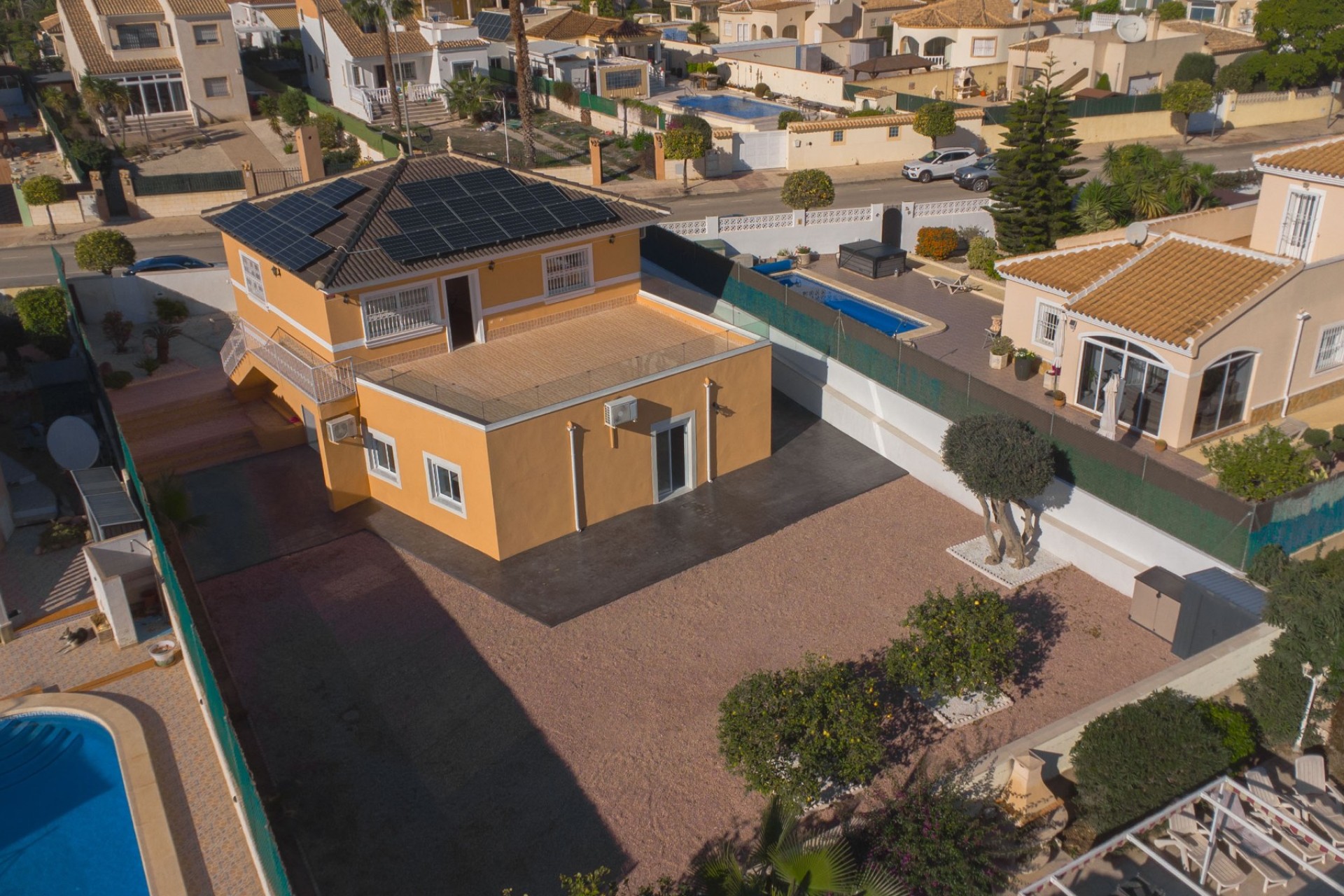 Reventa - Villa - La Marina - Urb. La Marina