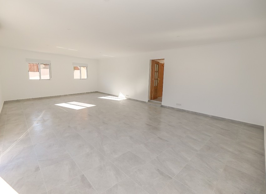 Reventa - Villa - La Marina - Urb. La Marina