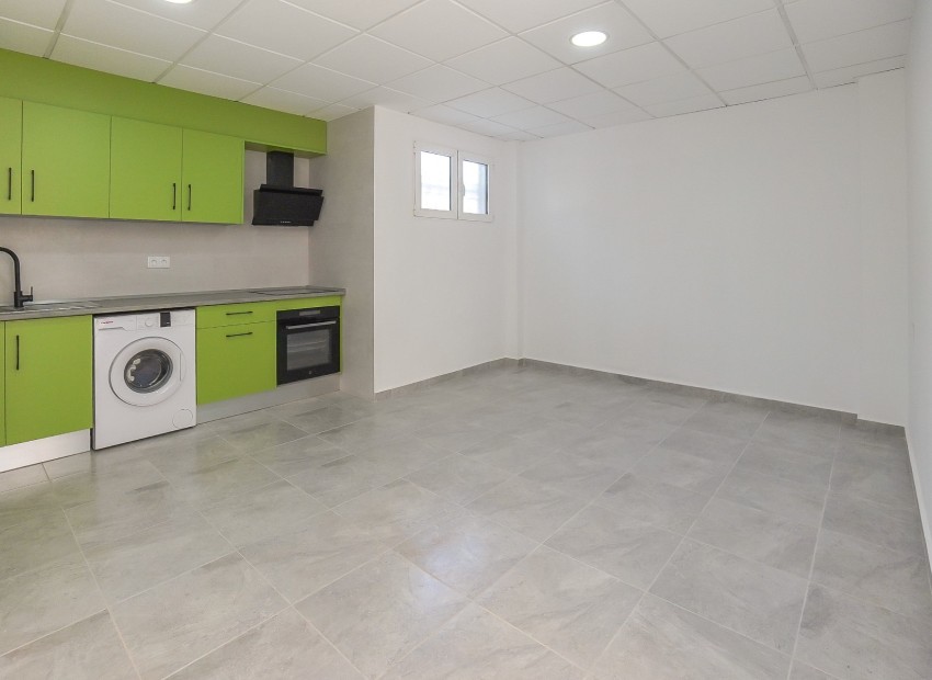 Reventa - Villa - La Marina - Urb. La Marina