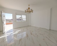 Reventa - Villa - La Marina - Urb. La Marina