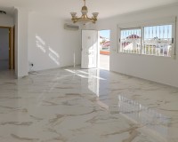 Reventa - Villa - La Marina - Urb. La Marina