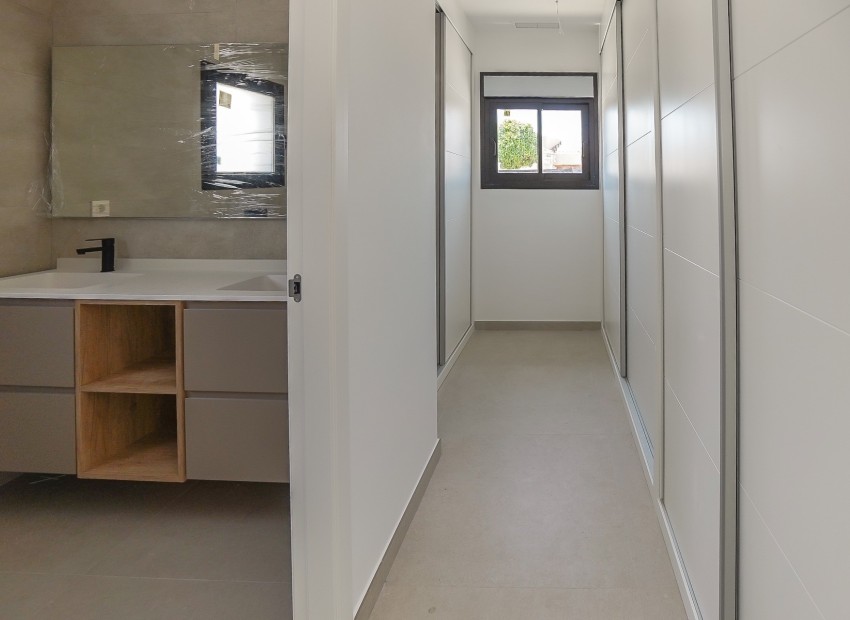 Reventa - Villa - La Marina - Urb. La Marina