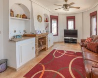 Reventa - Villa - La Marina - Urb. La Marina