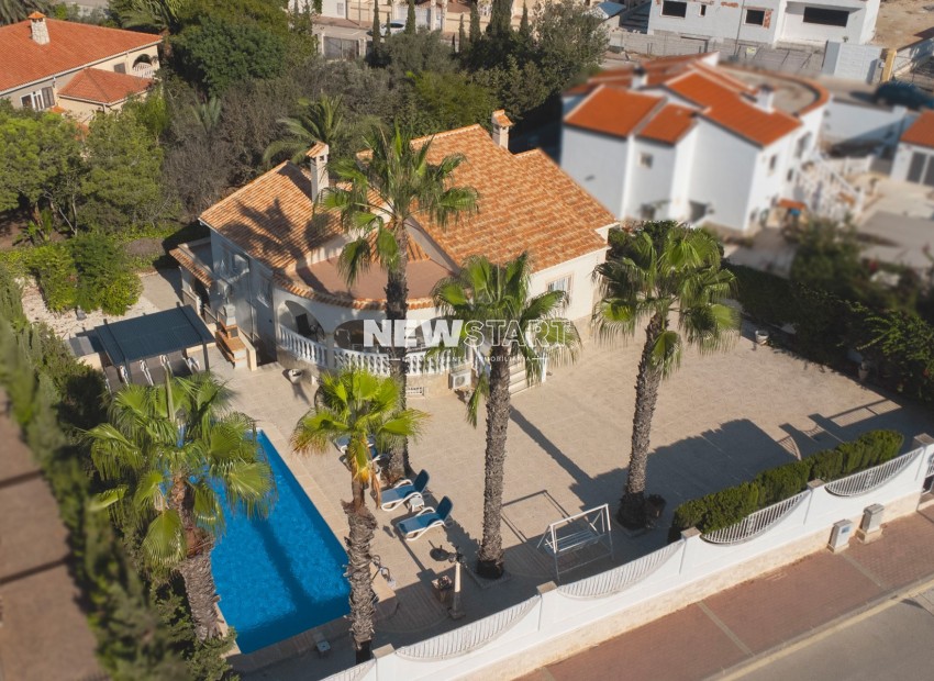 Revente - Détaché - La Marina - Urb. La Escuera