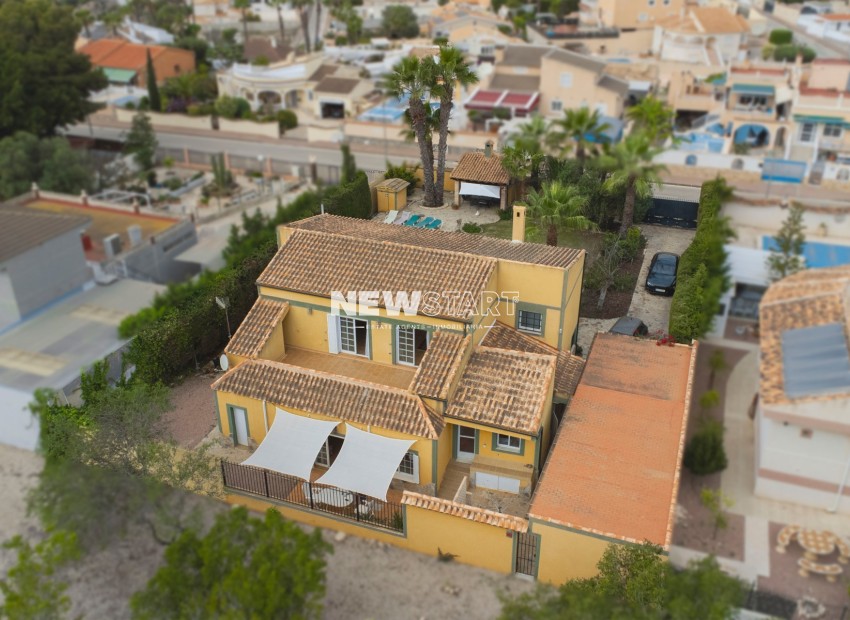 Revente - Détaché - La Marina - Urb. La Escuera