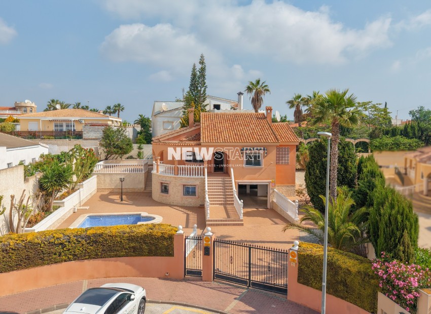Revente - Détaché - La Marina - Urb. La Escuera