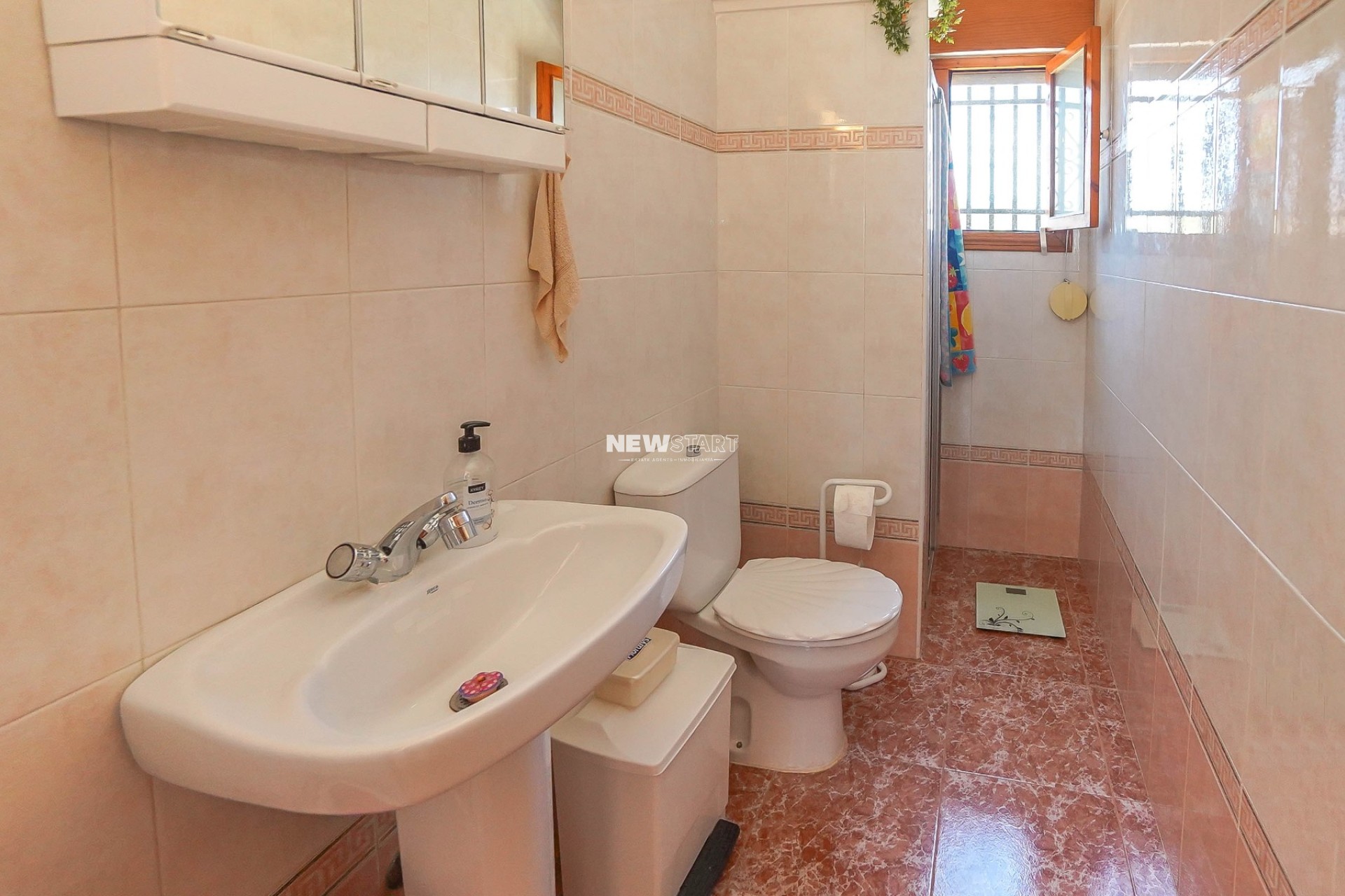 Revente - End Terraced Townhouse - La Marina - Urb. La Marina