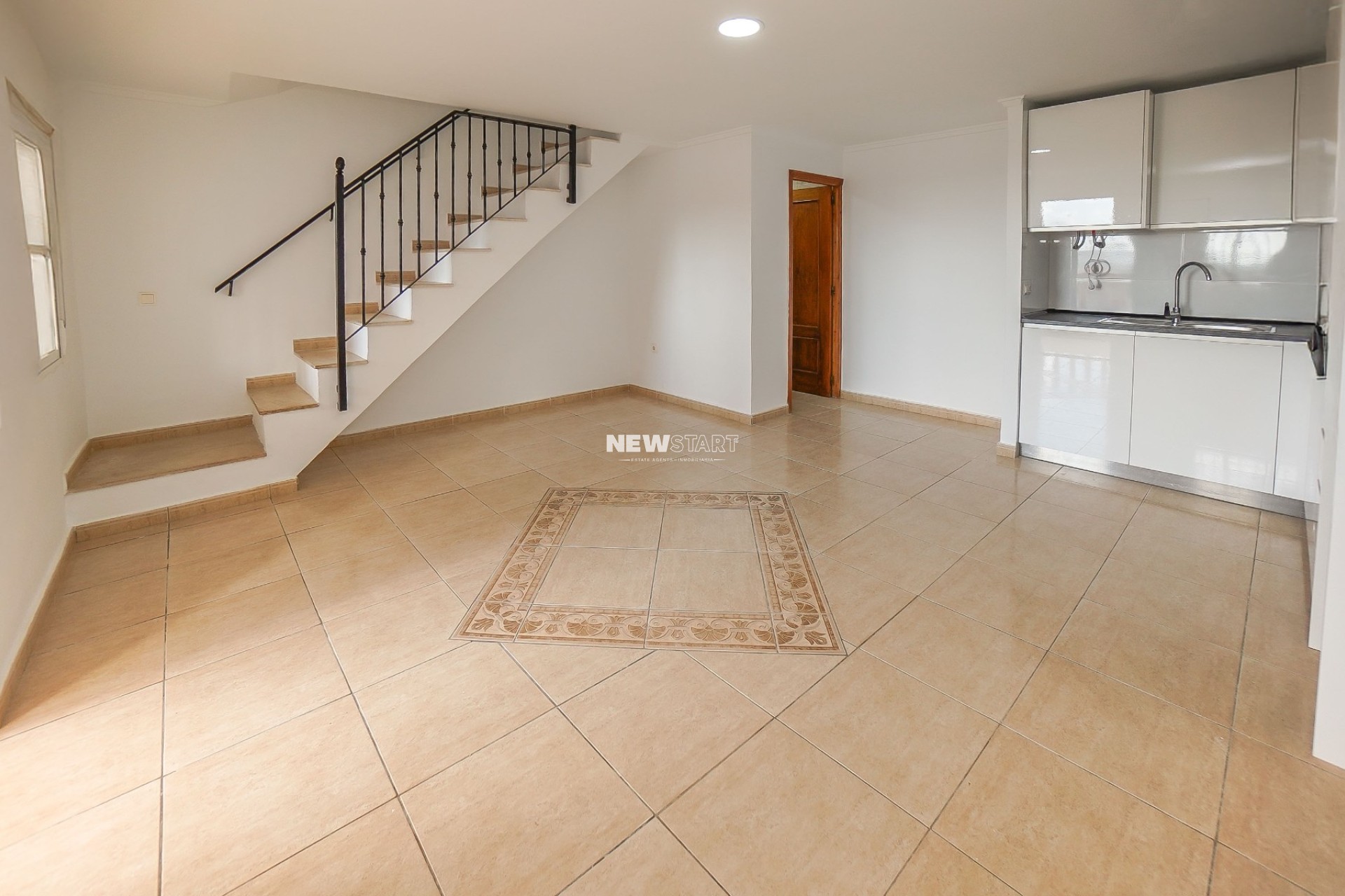 Revente - Maison de ville - La Marina - Urb. La Marina