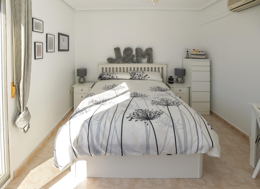 Revente - Maison jumelée quadruple - La Marina - Urb. El Oasis