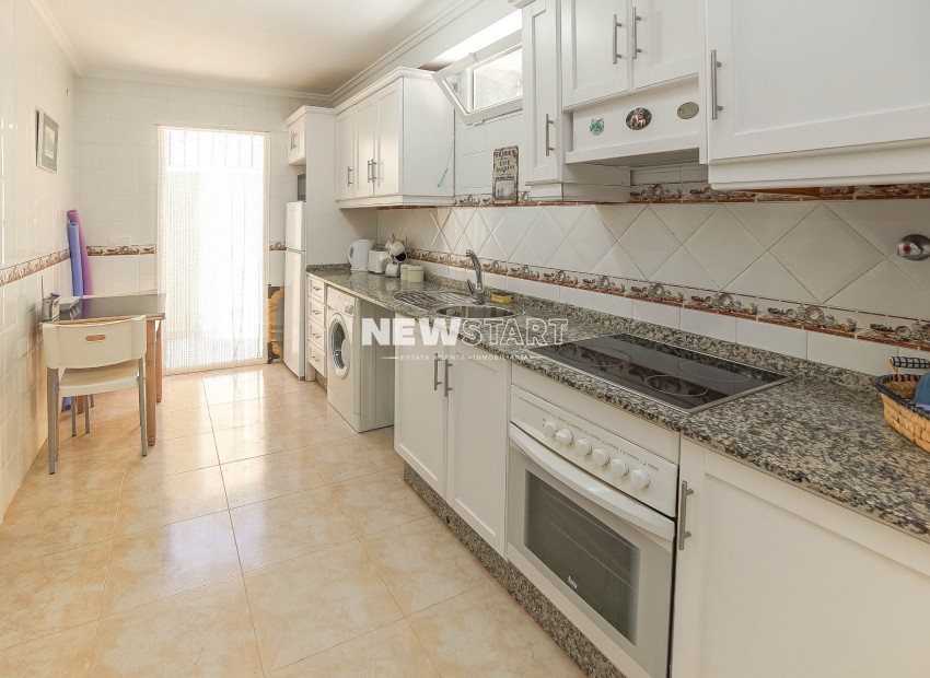 Revente - Maison mitoyenne - La Marina - Urb. El Oasis