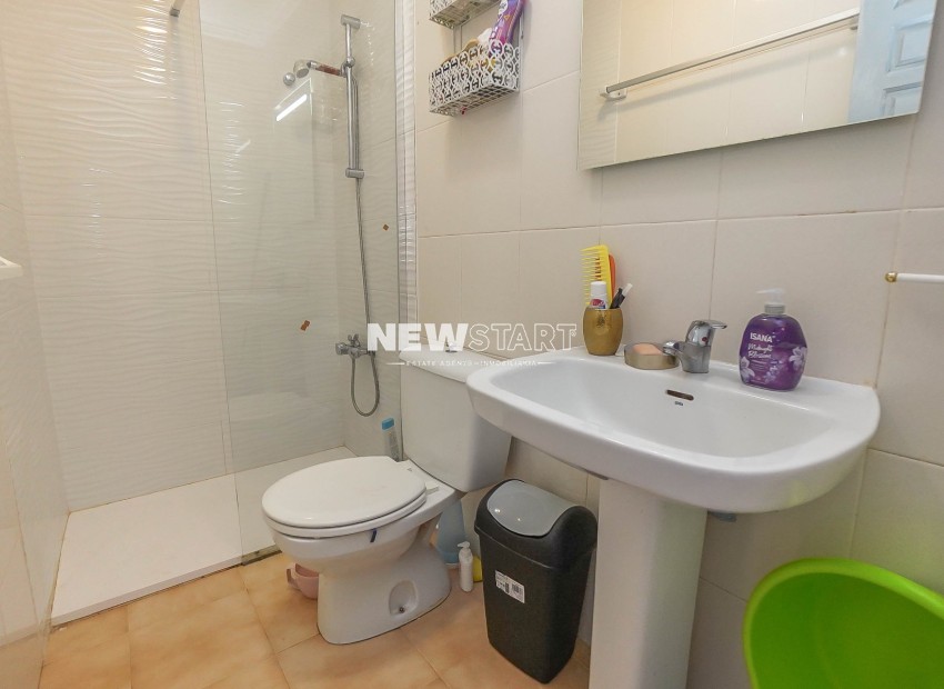 Revente - Mitoyenne - La Marina - Urb. La Marina