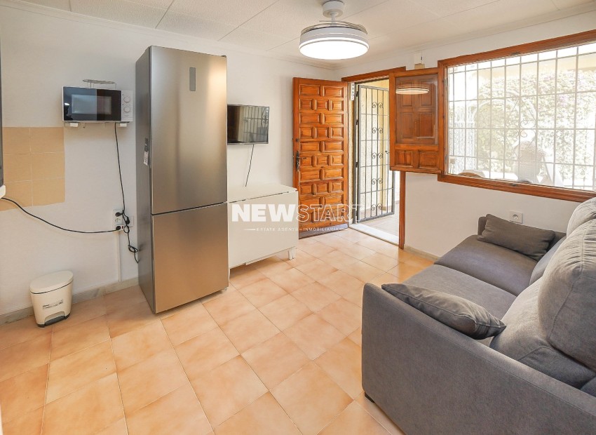 Revente - Mitoyenne - La Marina - Urb. La Marina