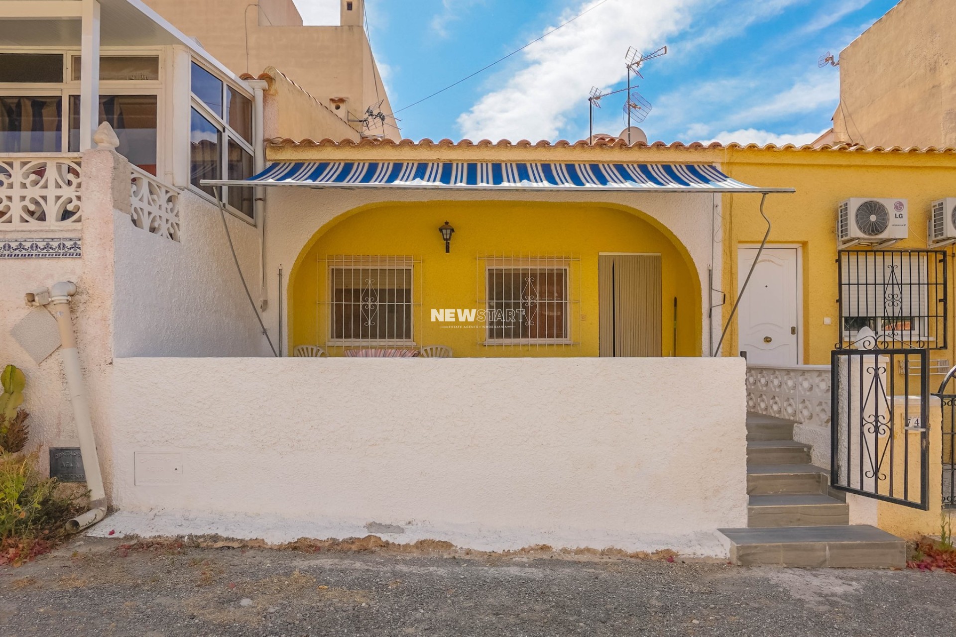 Revente - Mitoyenne - La Marina - Urb. La Marina