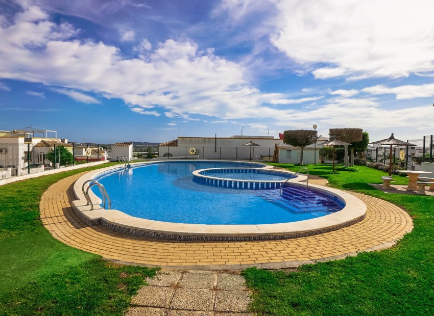 Revente - Quadruplex - La Marina - Urb. La Marina