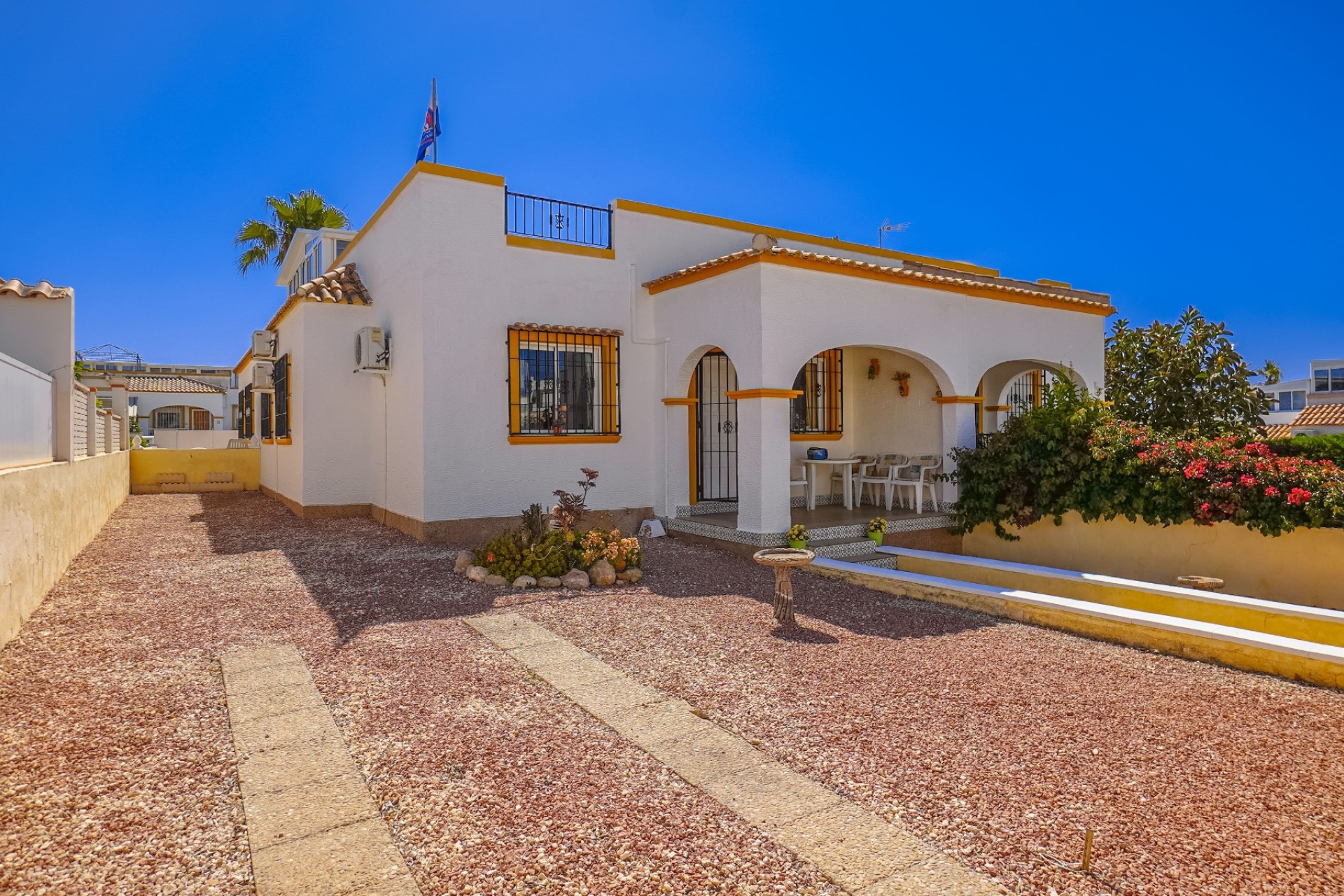 Revente - Quadruplex - La Marina - Urb. La Marina