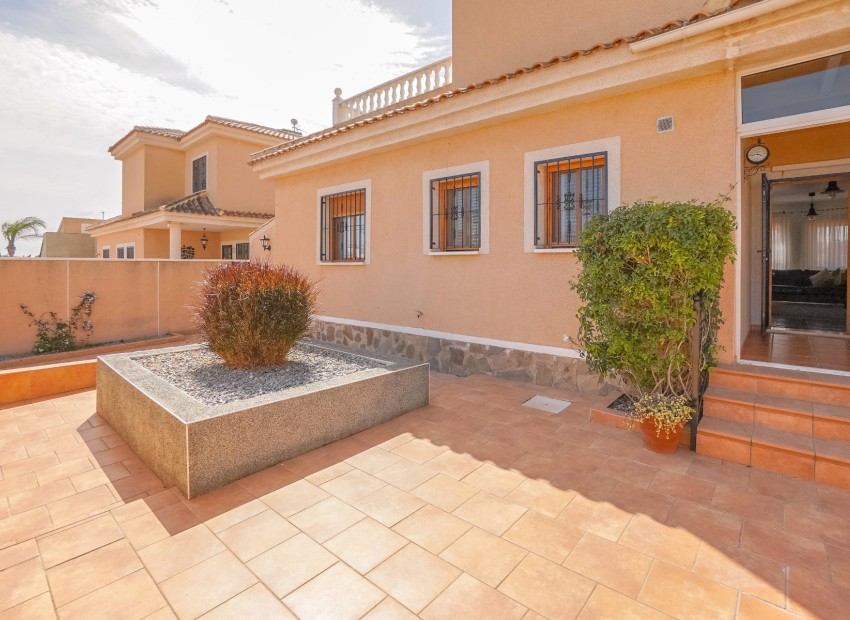 Revente - Villa individuelle - La Marina - Urb. La Marina
