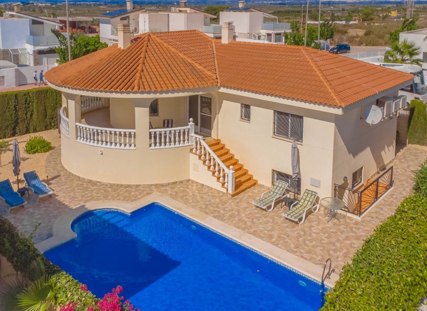 Revente - Villa - La Marina - Urb. El Oasis