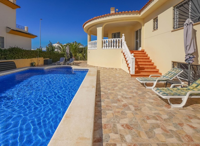 Revente - Villa - La Marina - Urb. El Oasis