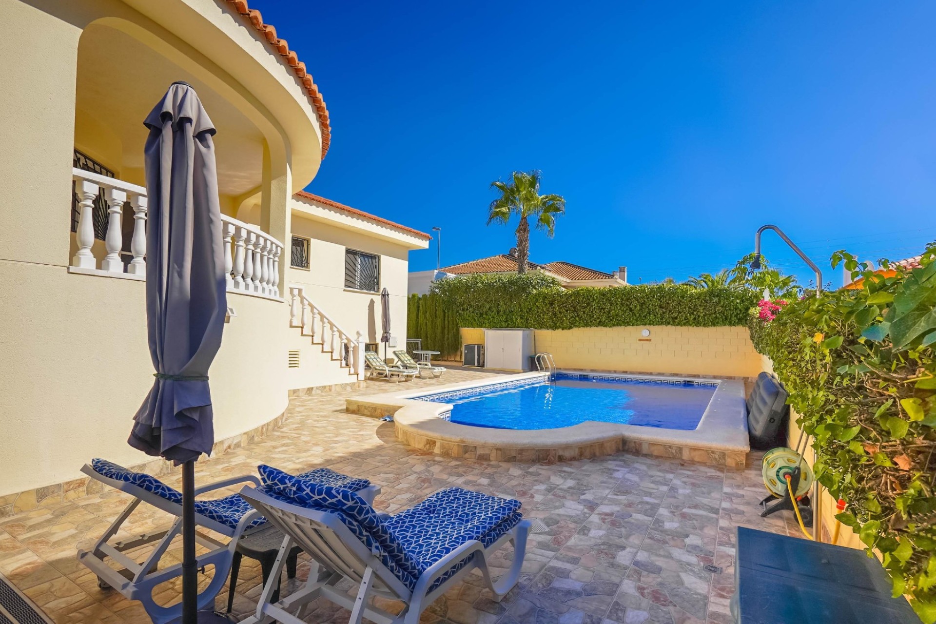 Revente - Villa - La Marina - Urb. El Oasis