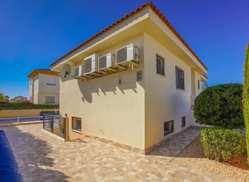 Revente - Villa - La Marina - Urb. El Oasis